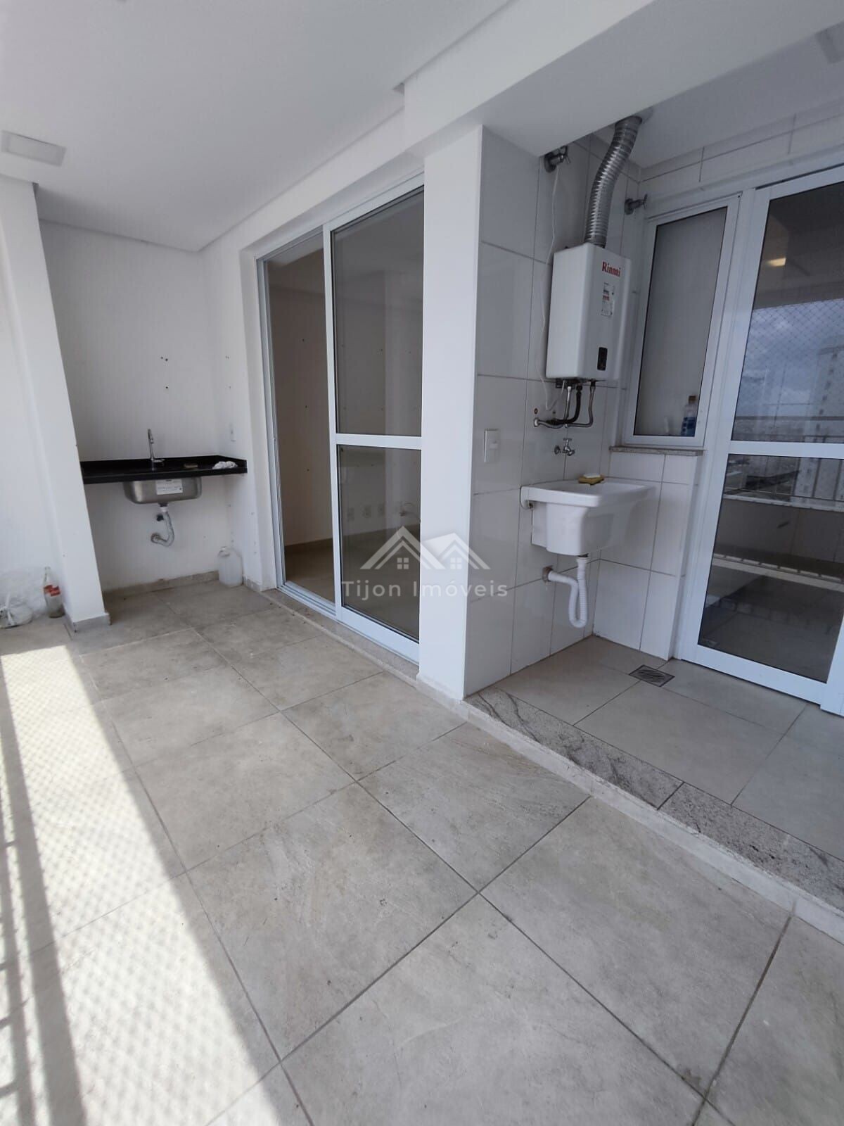 Apartamento à venda com 3 quartos, 80m² - Foto 19