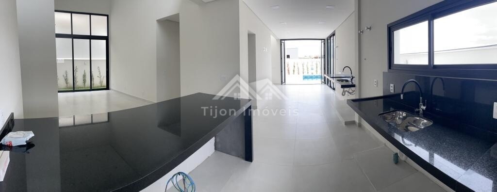 Casa à venda com 3 quartos, 200m² - Foto 5