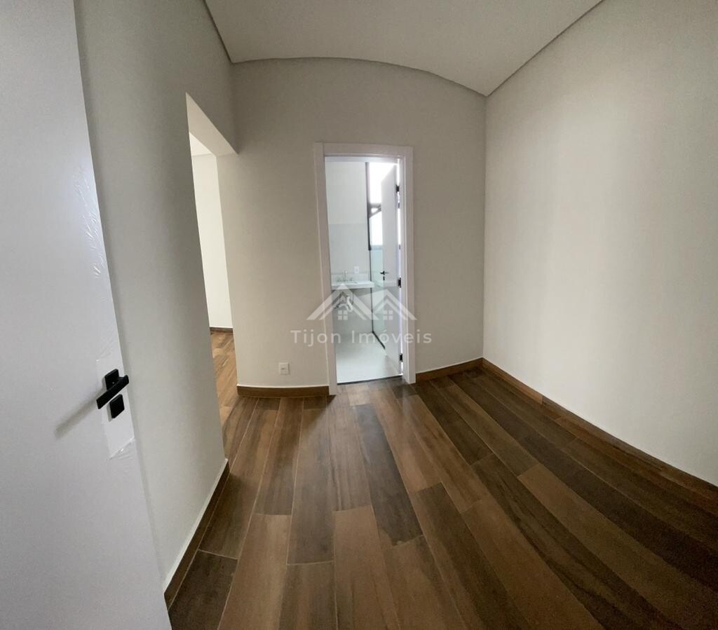 Casa à venda com 3 quartos, 200m² - Foto 10