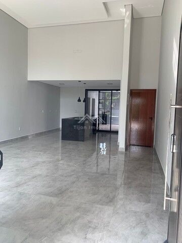 Casa à venda com 3 quartos, 161m² - Foto 3