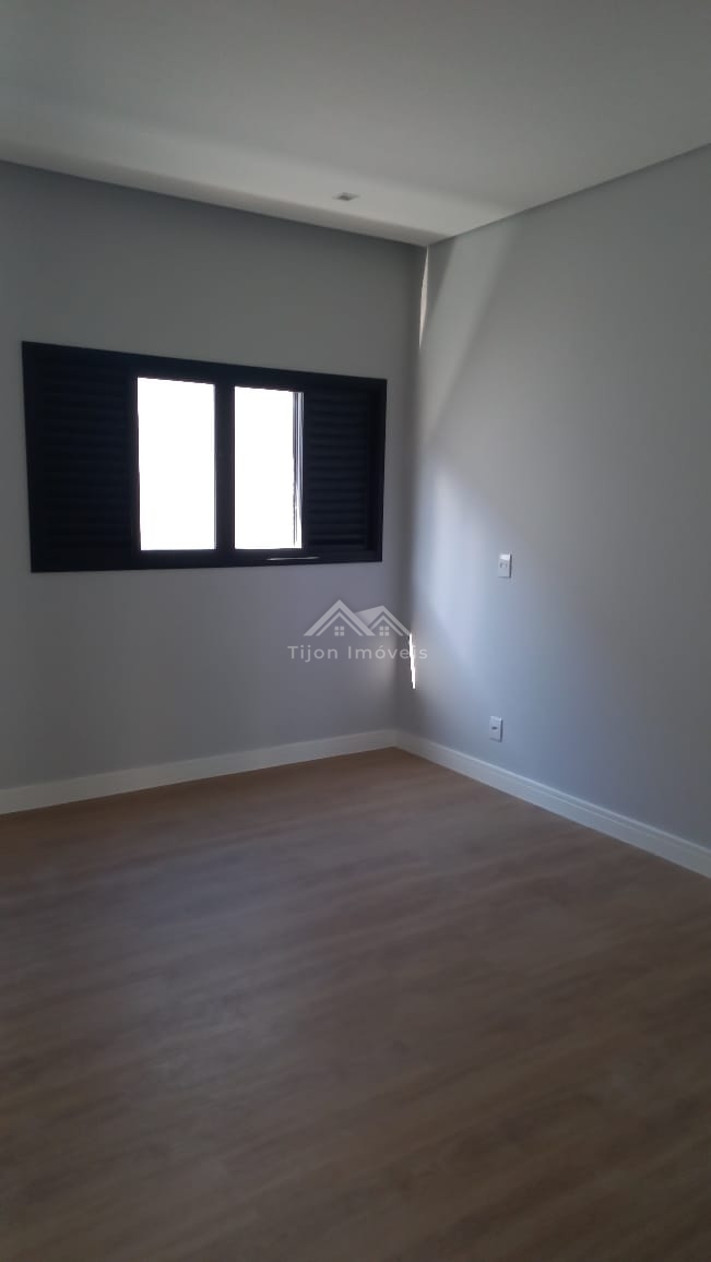 Casa à venda com 4 quartos, 340m² - Foto 32