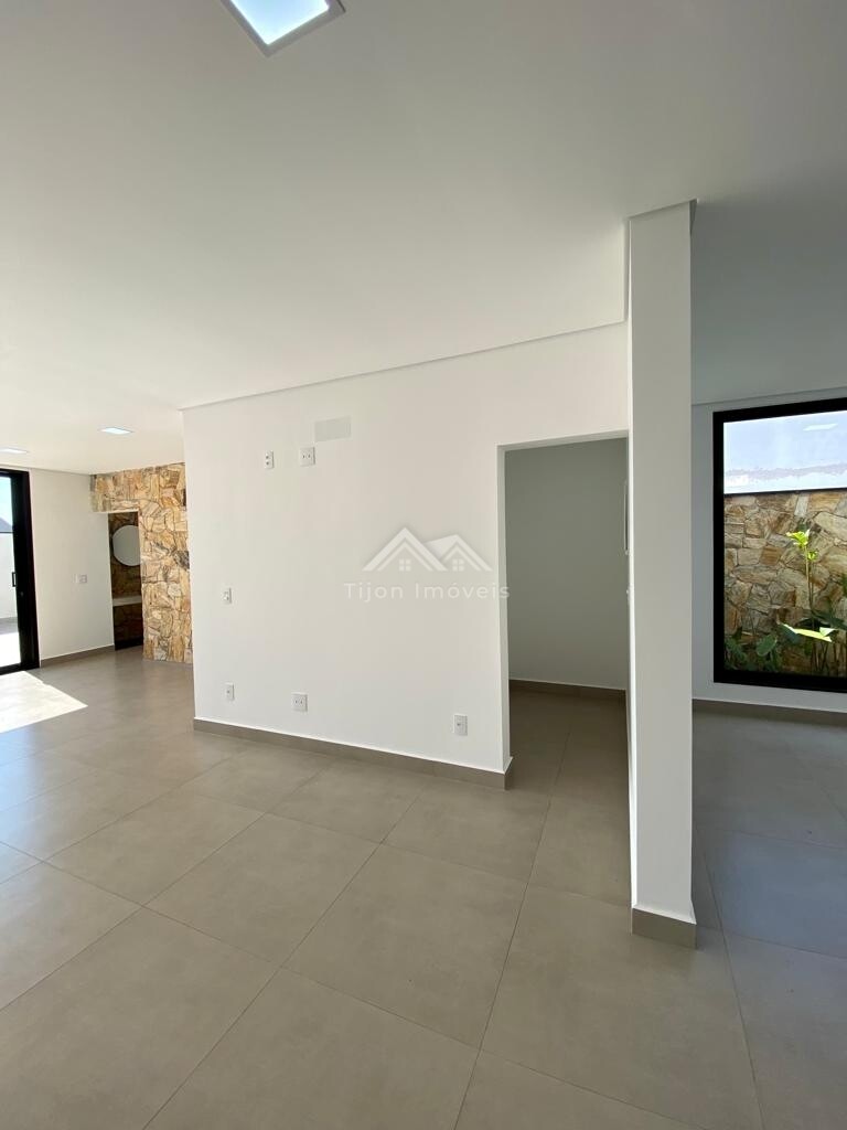 Casa de Condomínio à venda com 3 quartos, 240m² - Foto 10