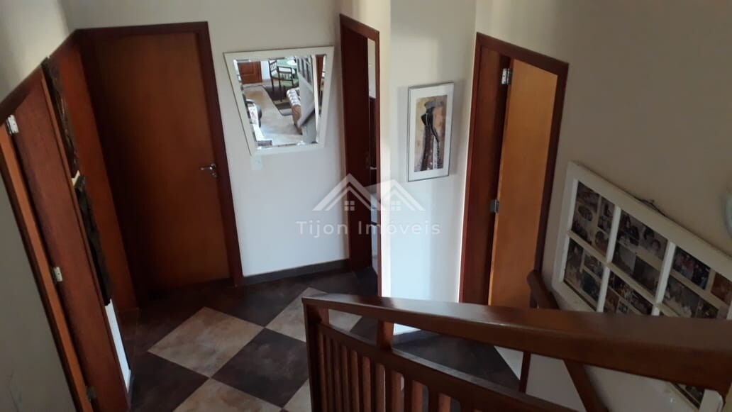 Casa de Condomínio à venda com 3 quartos, 220m² - Foto 17