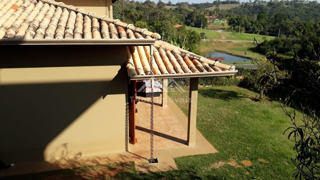 Casa de Condomínio à venda com 3 quartos, 220m² - Foto 4