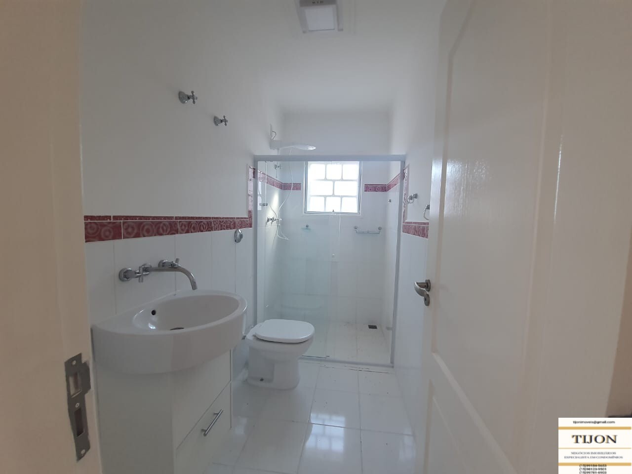 Casa de Condomínio à venda com 4 quartos, 250m² - Foto 15