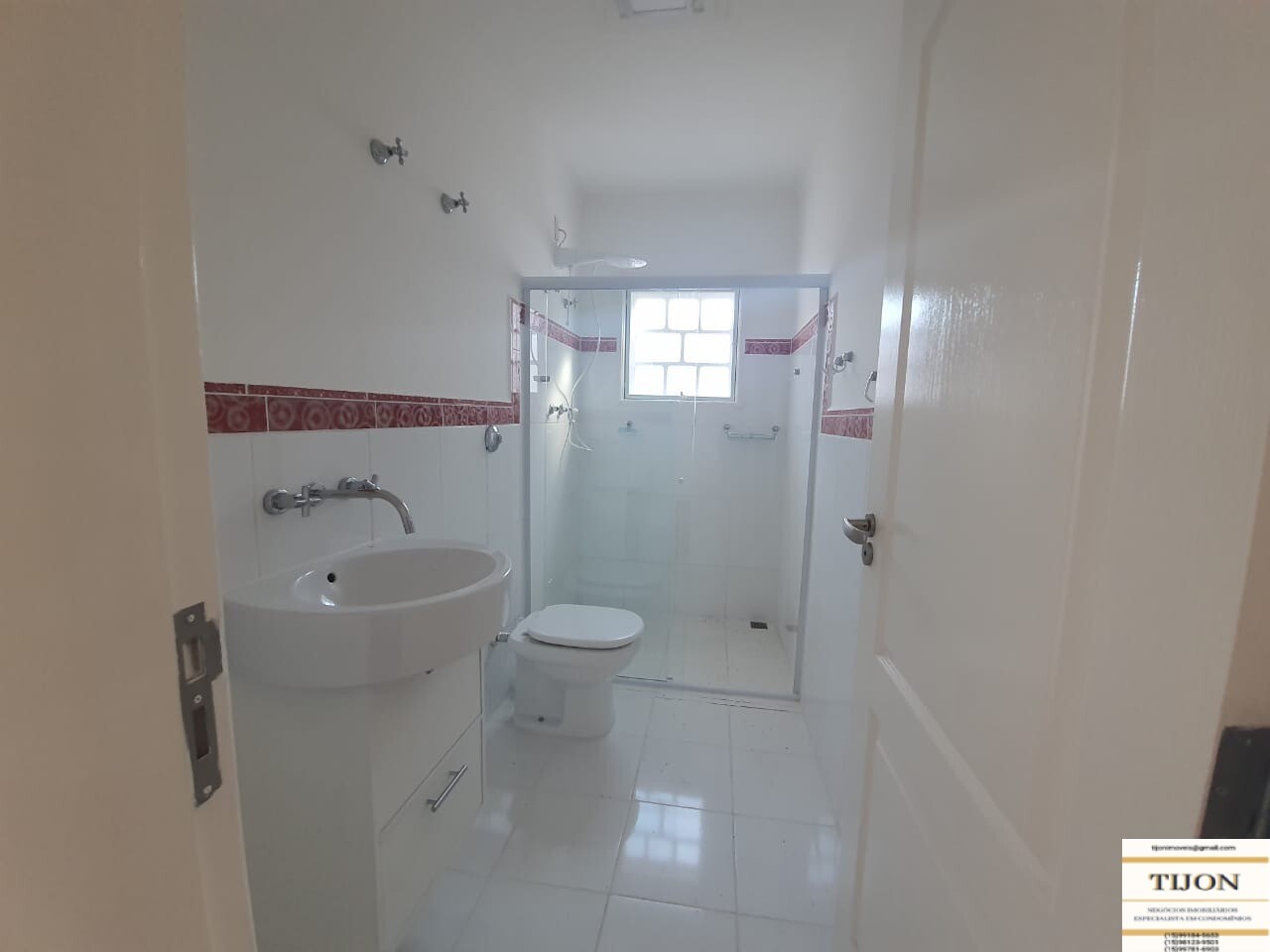 Casa de Condomínio à venda com 4 quartos, 250m² - Foto 16