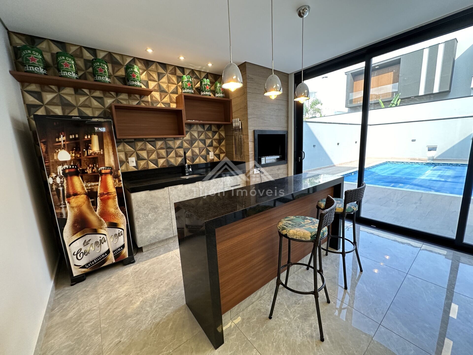 Casa à venda com 3 quartos, 250m² - Foto 14