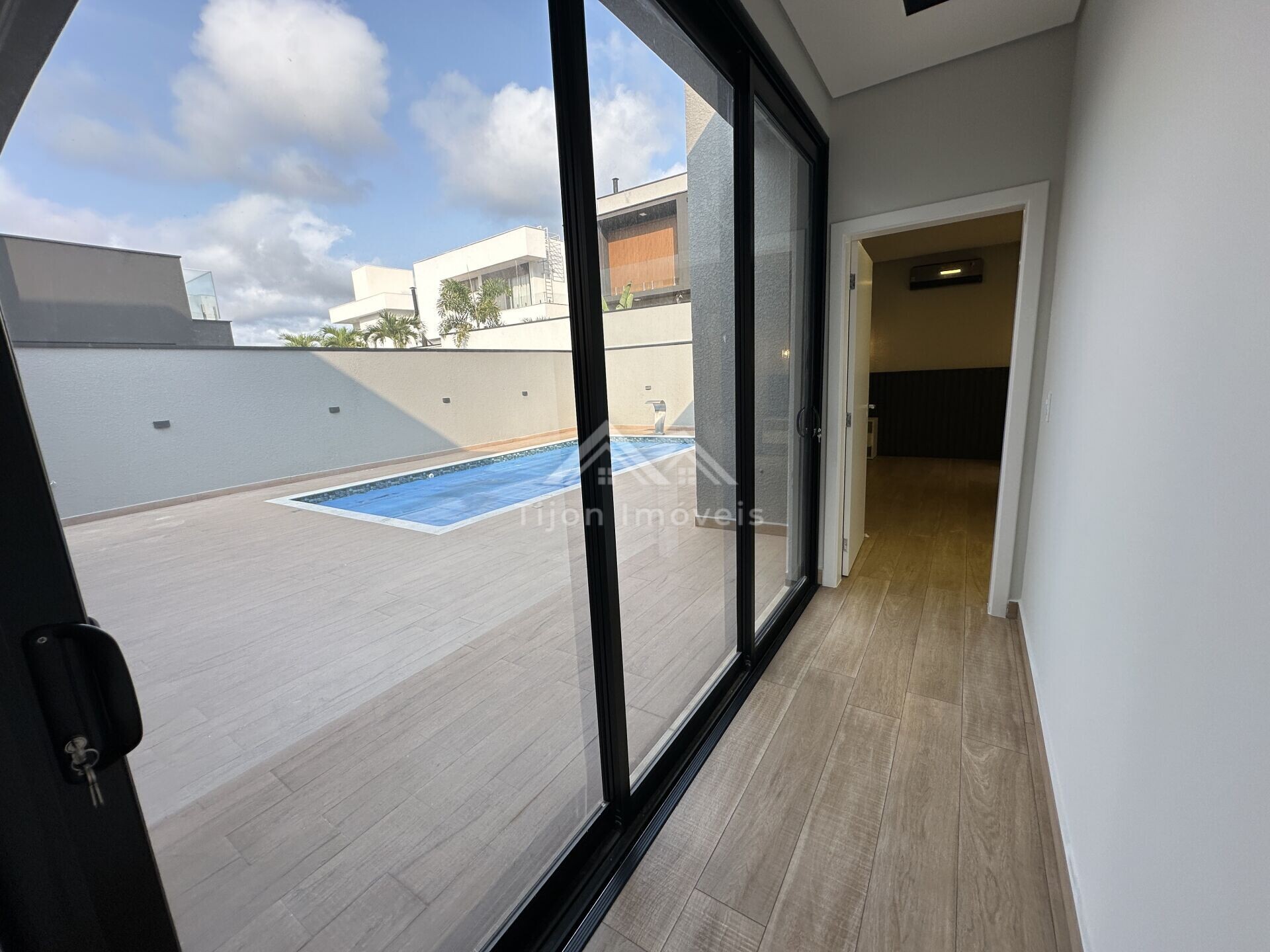 Casa à venda com 3 quartos, 250m² - Foto 41