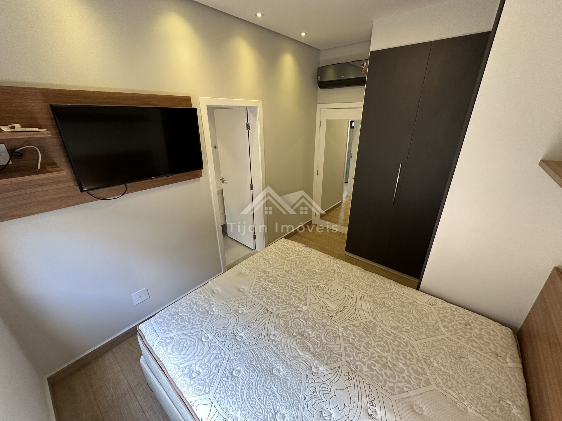 Casa à venda com 3 quartos, 250m² - Foto 36