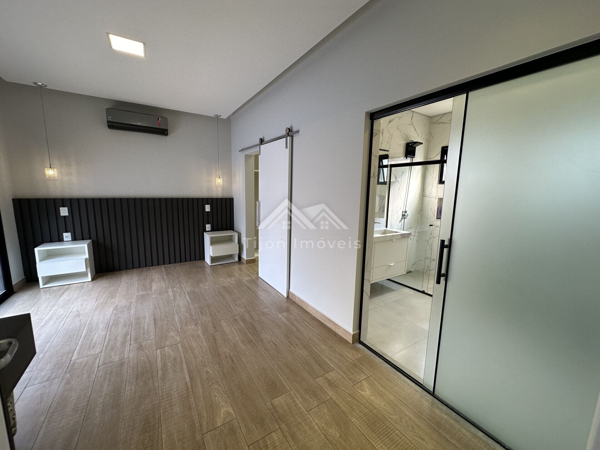 Casa à venda com 3 quartos, 250m² - Foto 42