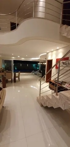 Sobrado à venda com 4 quartos, 296m² - Foto 4