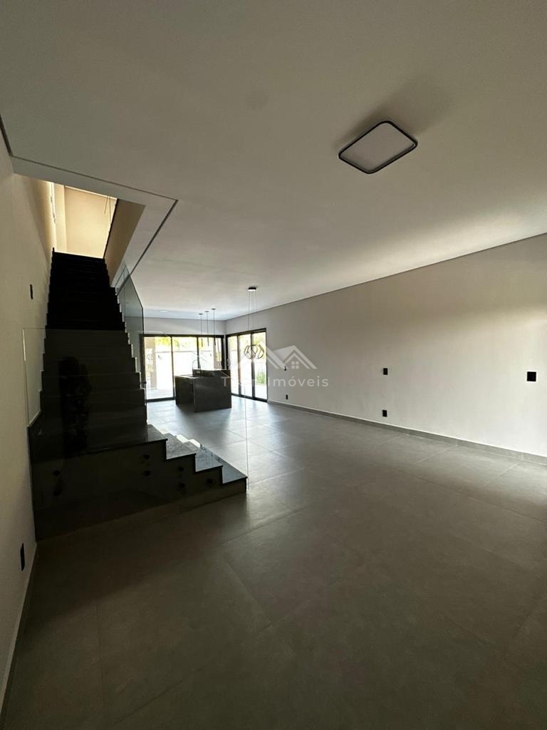 Casa à venda com 3 quartos, 225m² - Foto 10