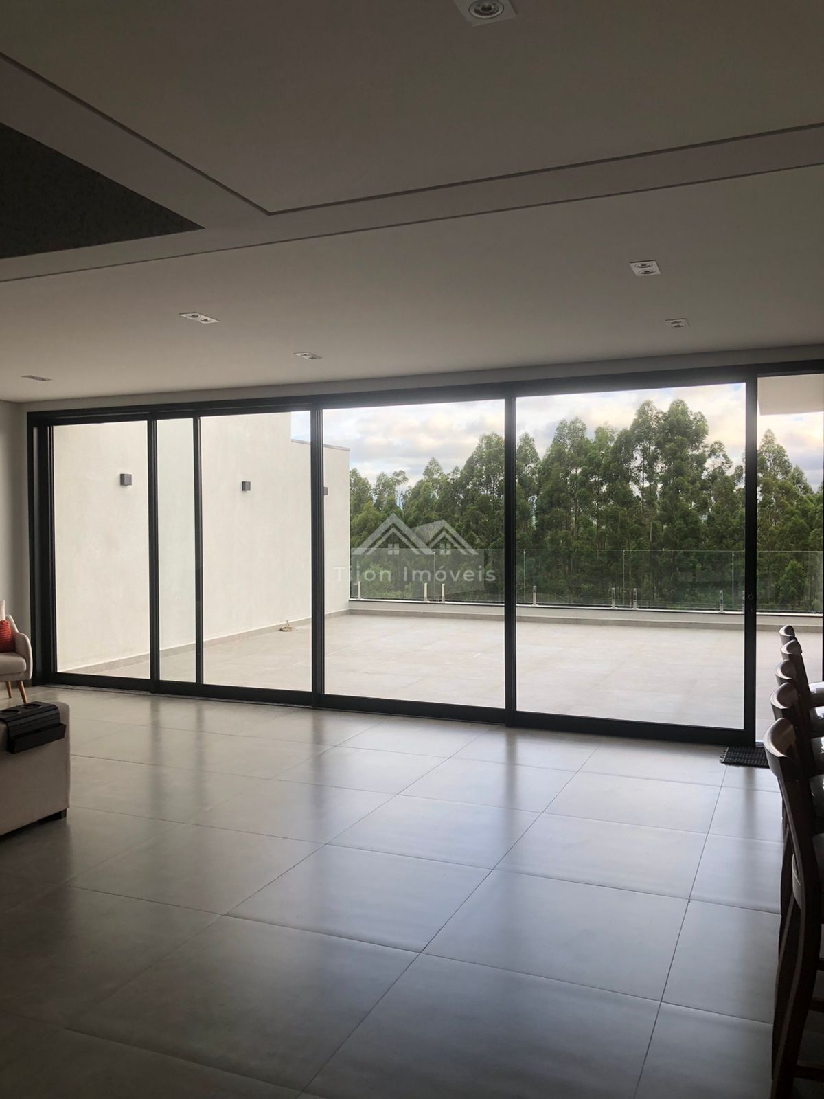 Casa à venda com 3 quartos, 253m² - Foto 5