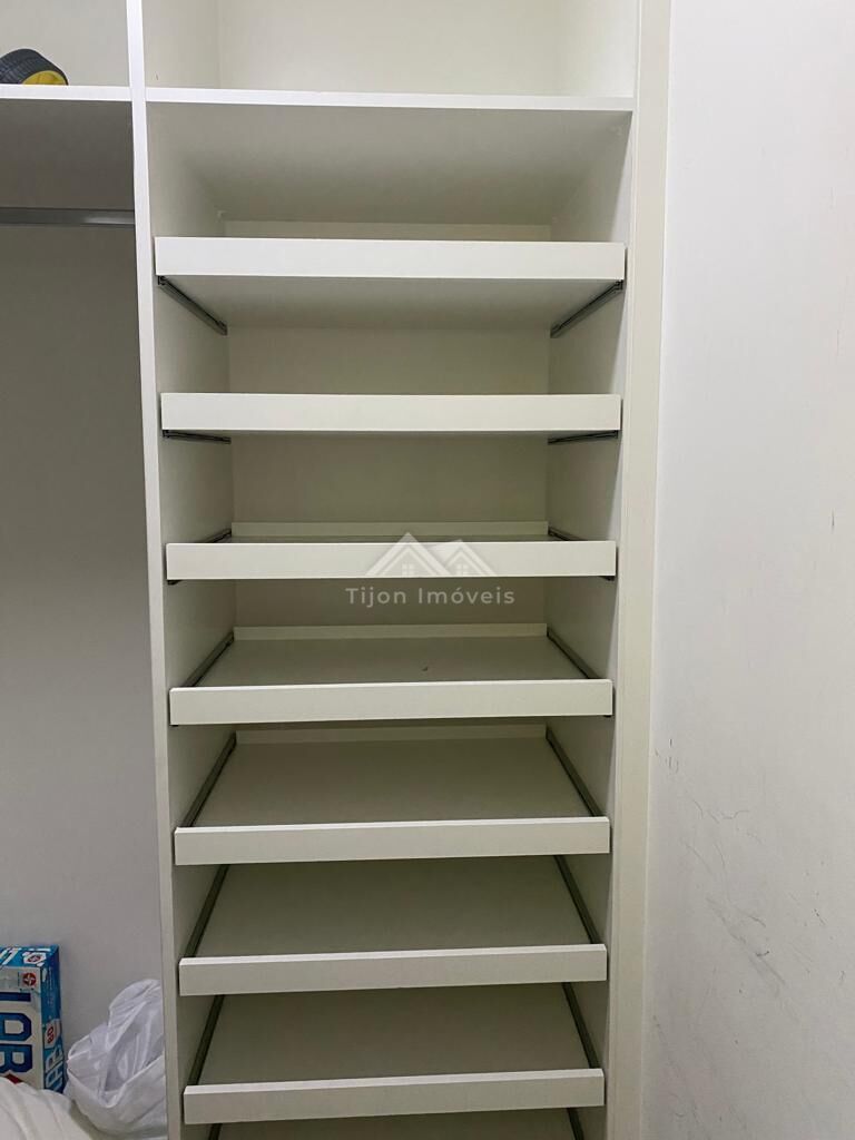 Apartamento à venda com 3 quartos, 170m² - Foto 35