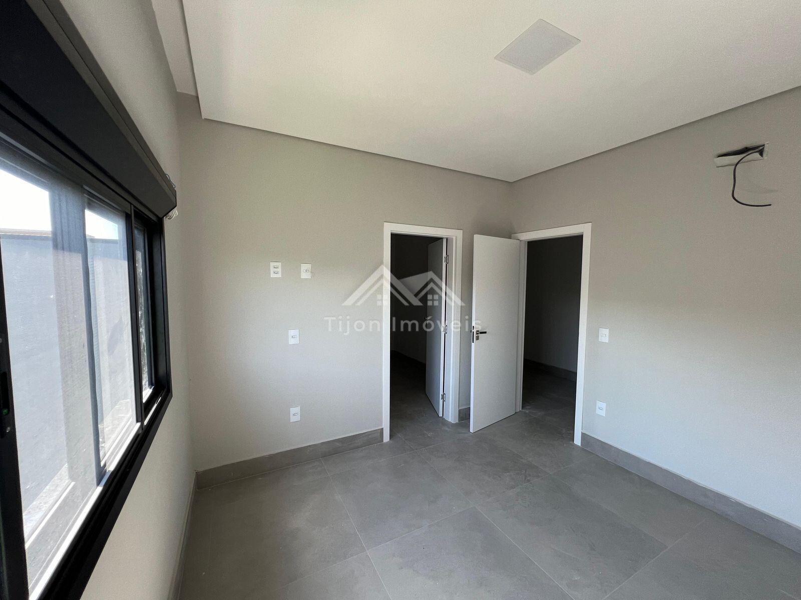 Casa à venda com 4 quartos, 450m² - Foto 10