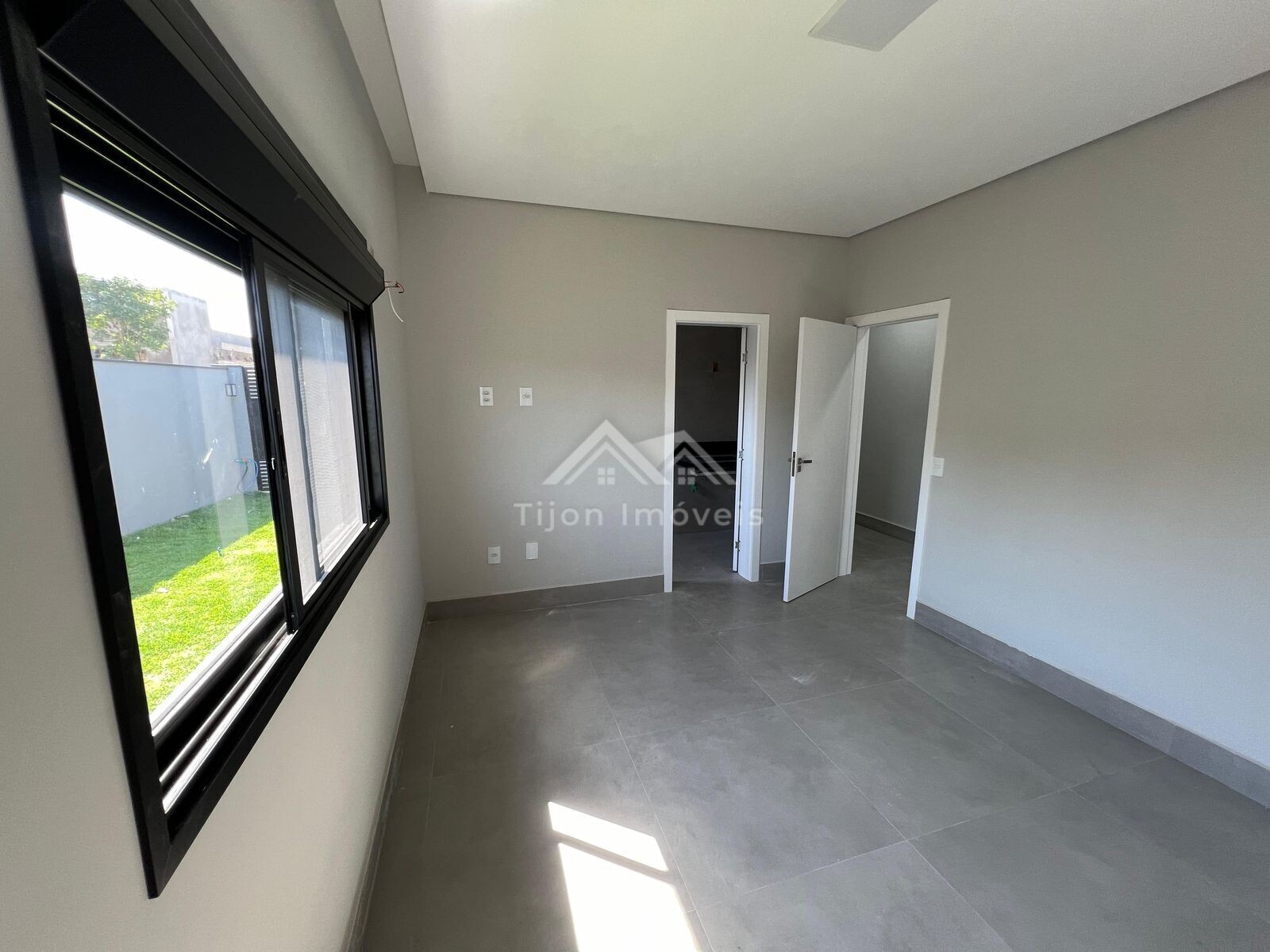 Casa à venda com 4 quartos, 450m² - Foto 14