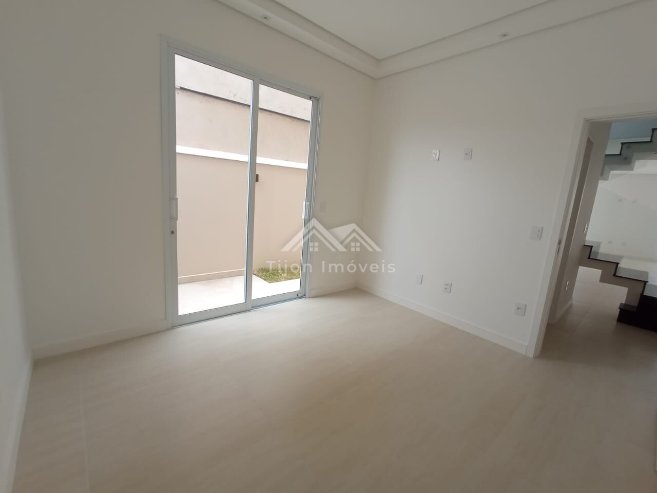 Casa à venda com 3 quartos, 251m² - Foto 8