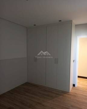 Casa à venda com 3 quartos, 240m² - Foto 14