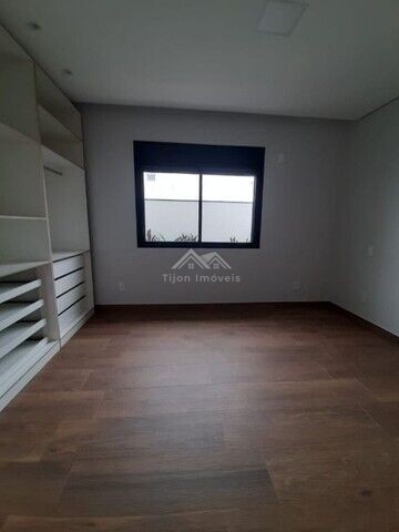 Casa à venda com 3 quartos, 225m² - Foto 7