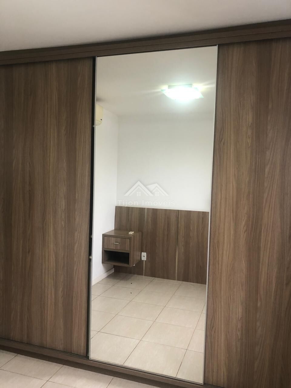 Apartamento à venda com 3 quartos, 97m² - Foto 25