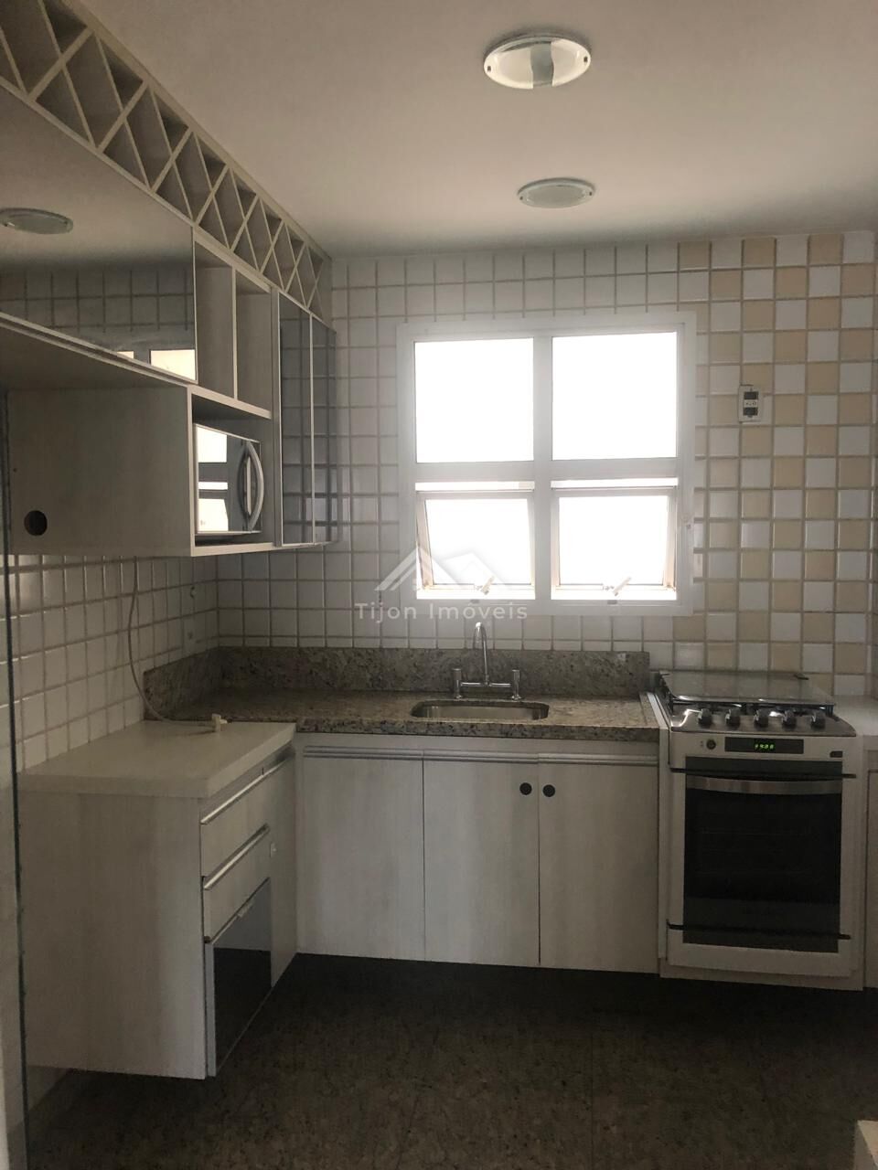 Apartamento à venda com 3 quartos, 97m² - Foto 9