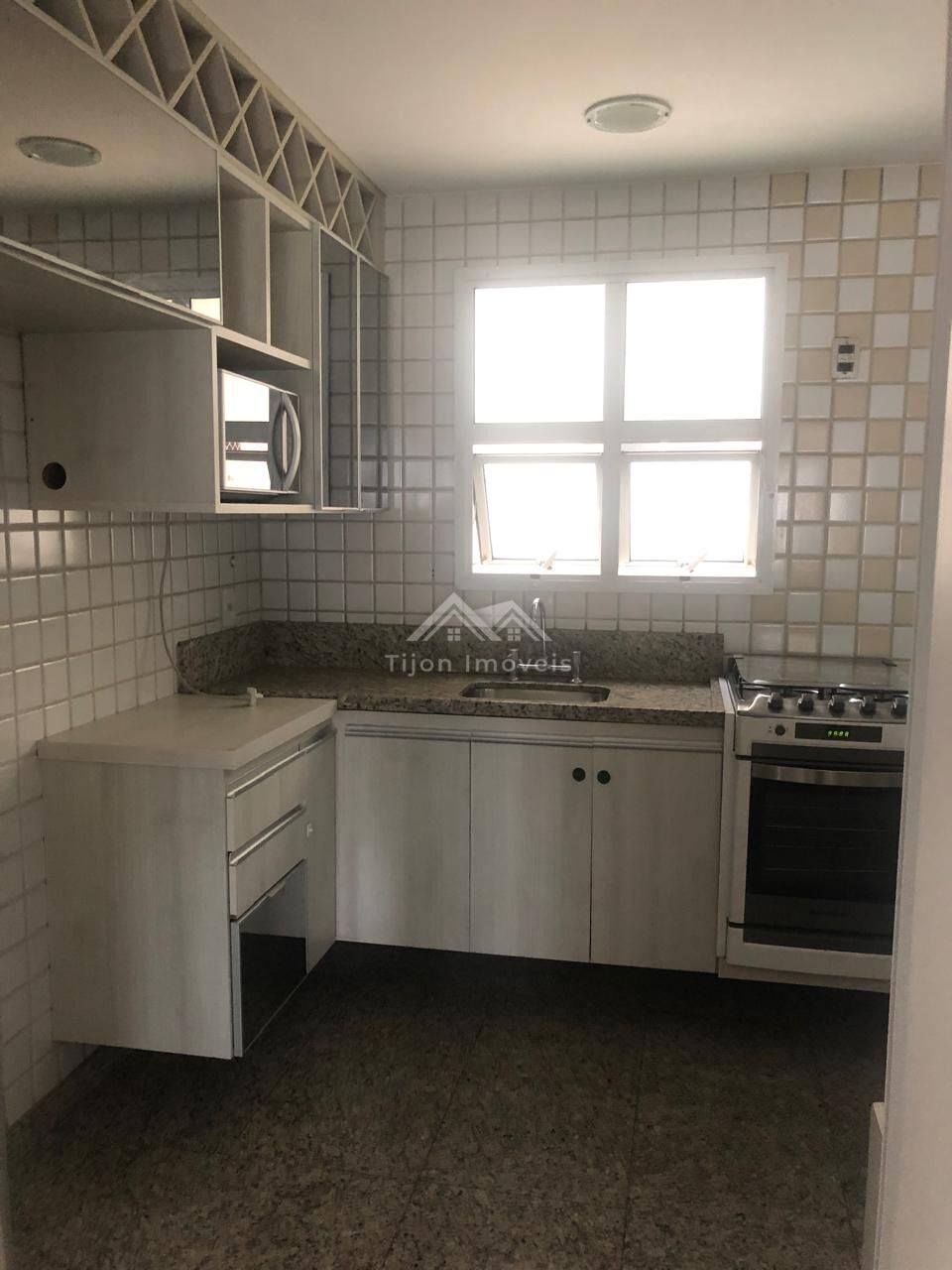 Apartamento à venda com 3 quartos, 97m² - Foto 7