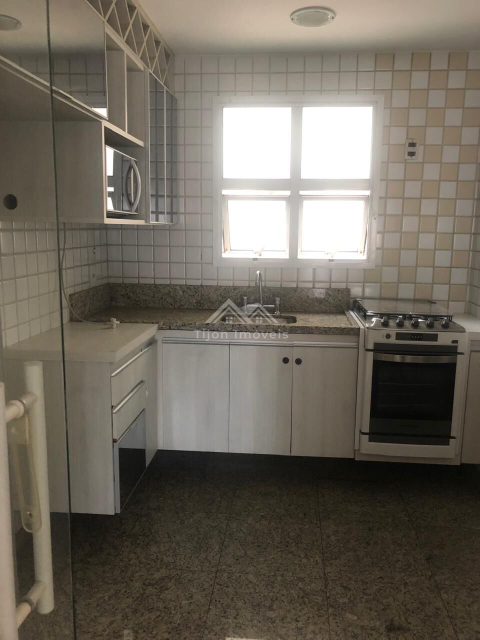 Apartamento à venda com 3 quartos, 97m² - Foto 8