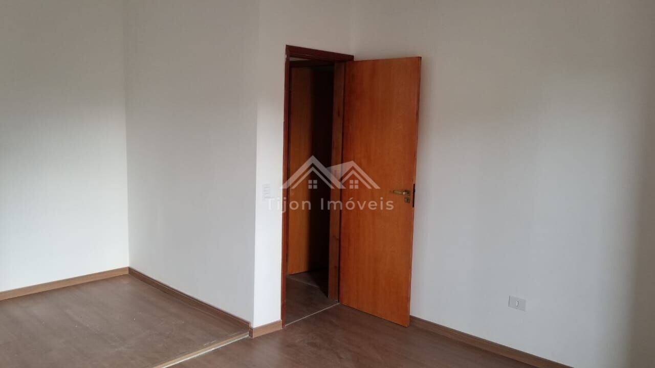 Casa à venda com 2 quartos, 80m² - Foto 18