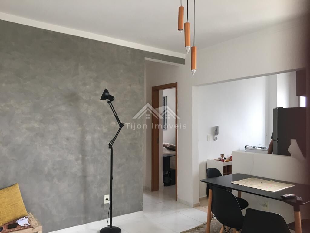 Apartamento à venda com 2 quartos, 47m² - Foto 2