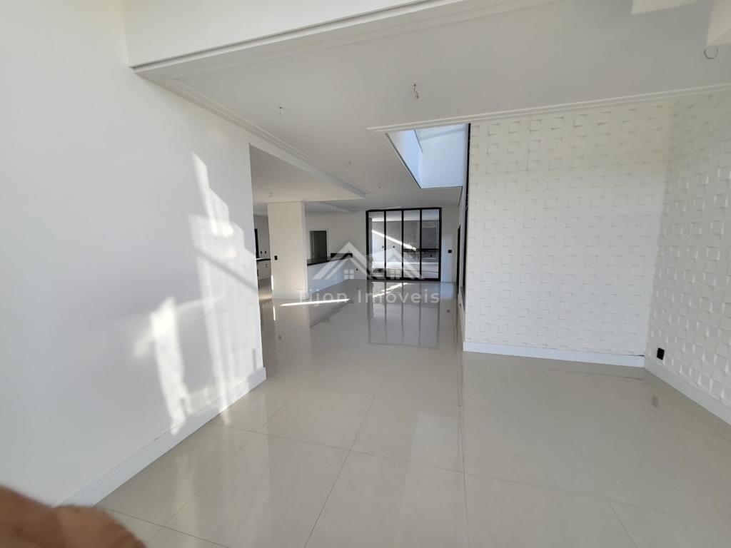 Casa à venda com 4 quartos, 416m² - Foto 8