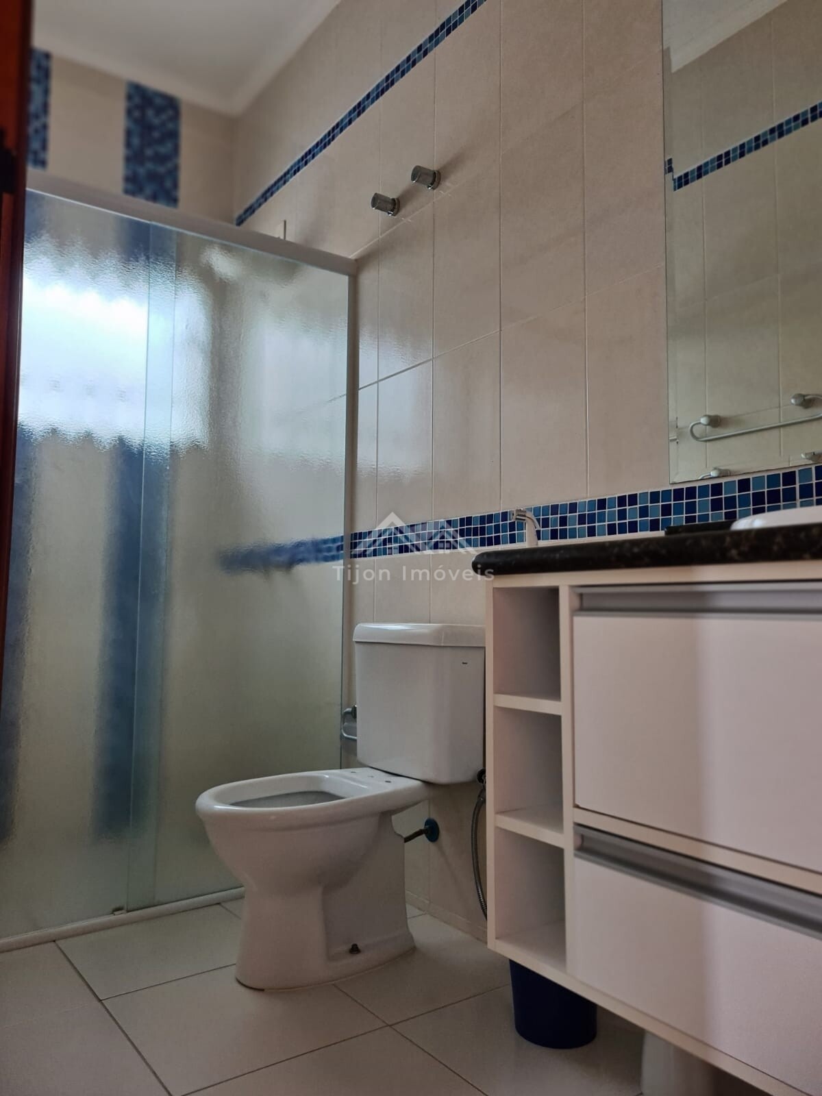 Casa à venda com 3 quartos, 221m² - Foto 14