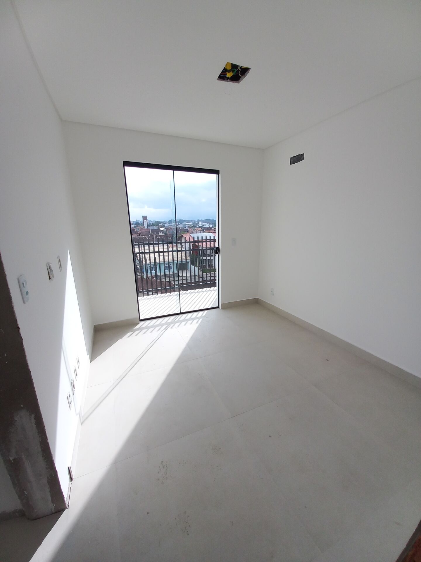 Apartamento à venda com 2 quartos, 64m² - Foto 12