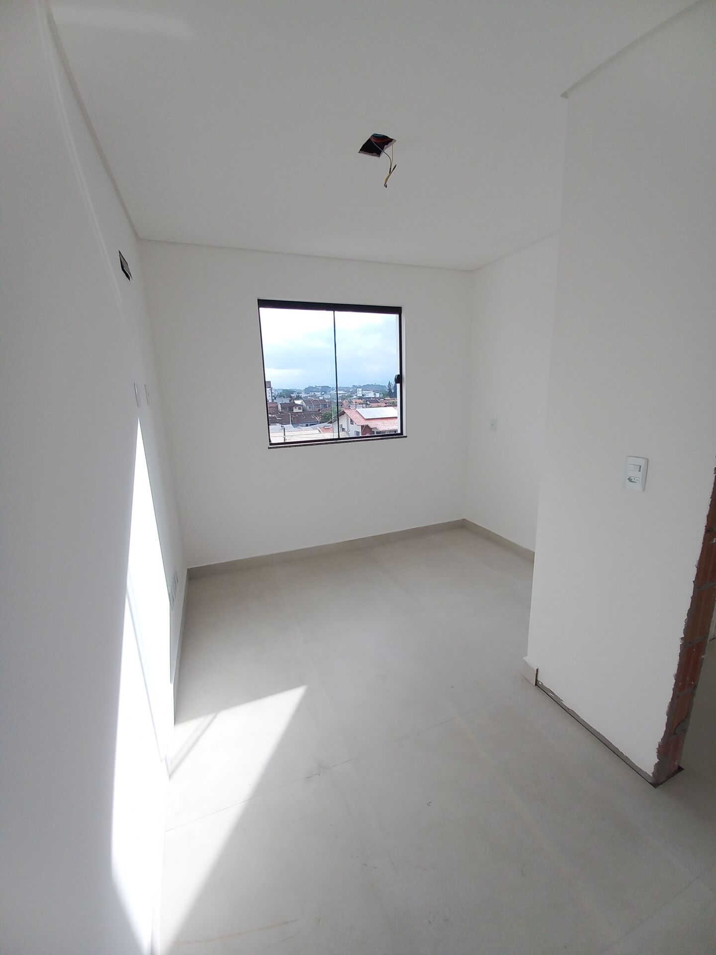 Apartamento à venda com 2 quartos, 64m² - Foto 9