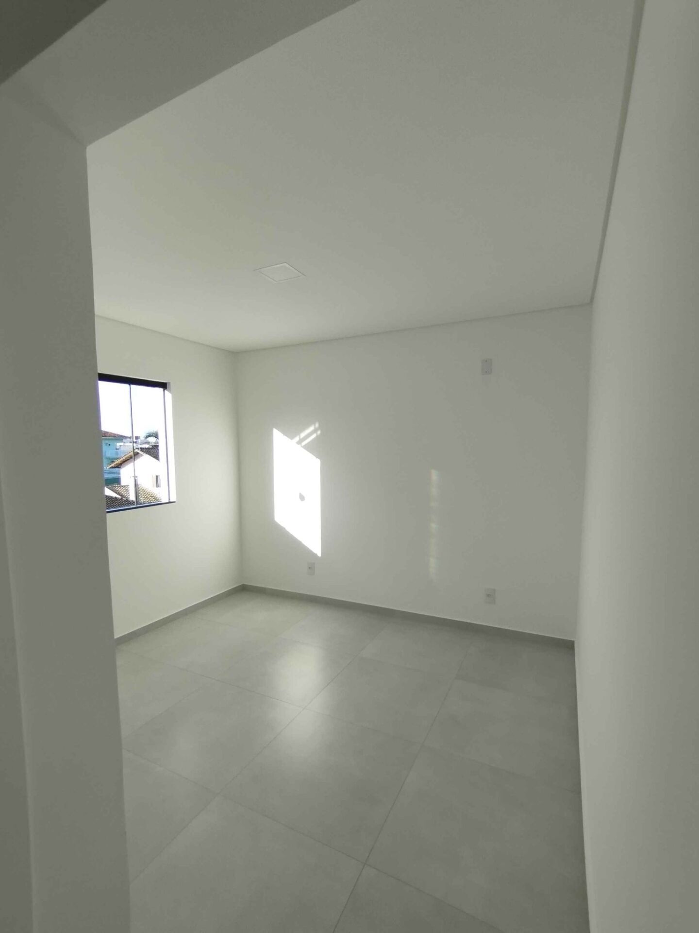 Apartamento à venda com 2 quartos, 69m² - Foto 10