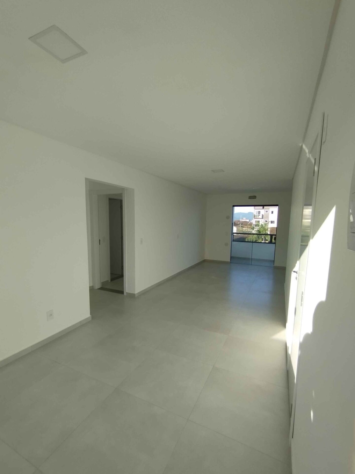 Apartamento à venda com 2 quartos, 69m² - Foto 7