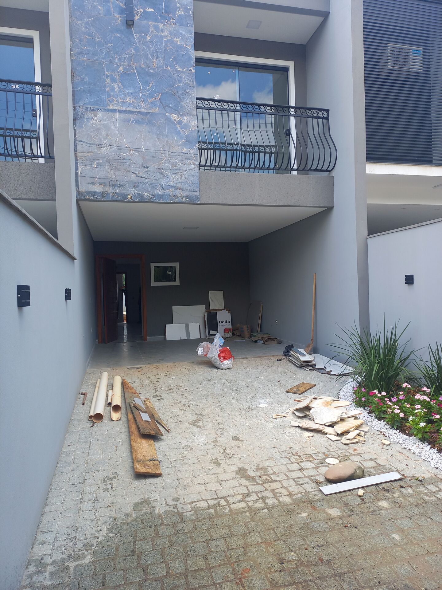 Sobrado à venda com 3 quartos, 120m² - Foto 2