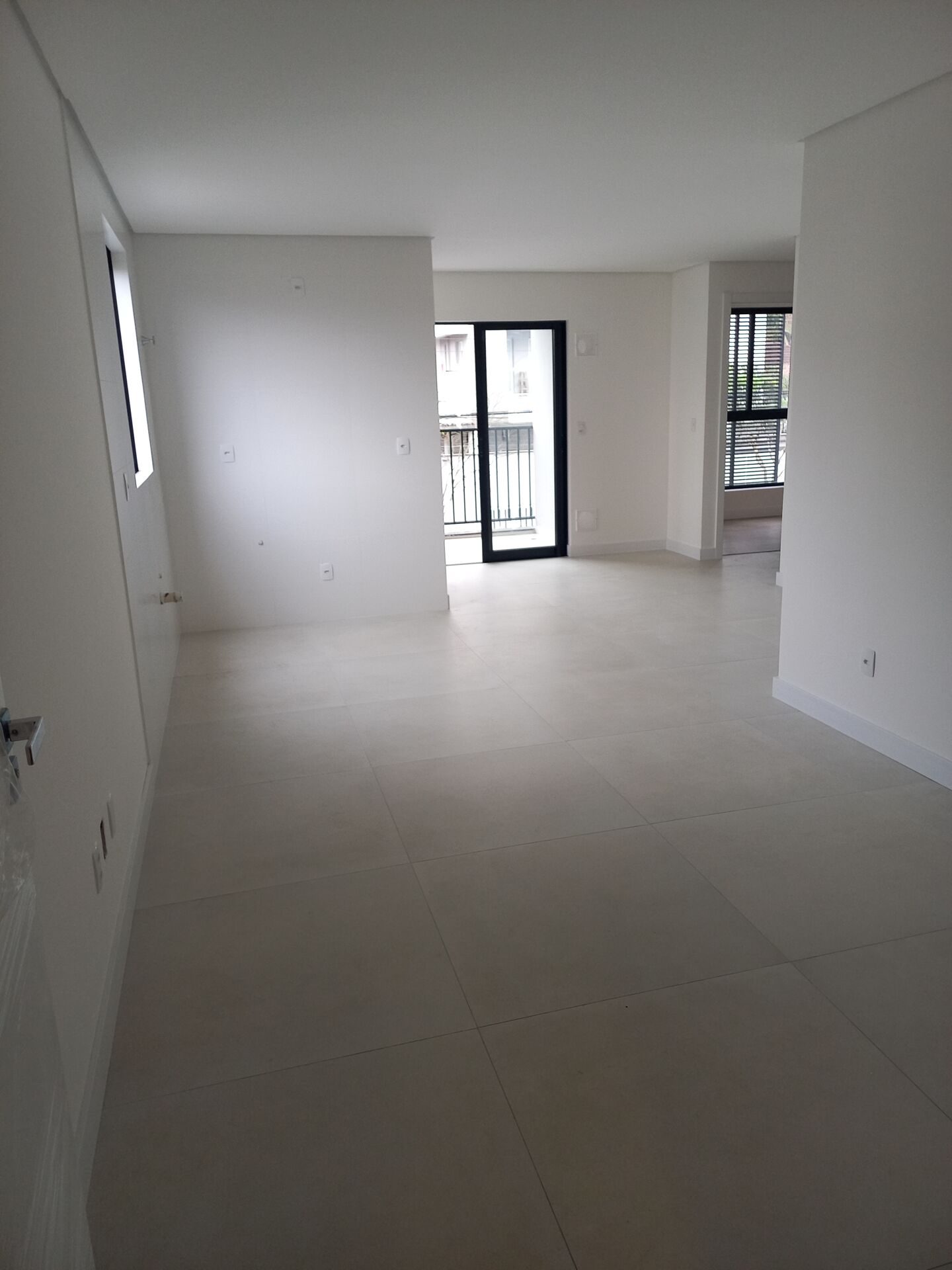 Apartamento à venda com 3 quartos, 77m² - Foto 6