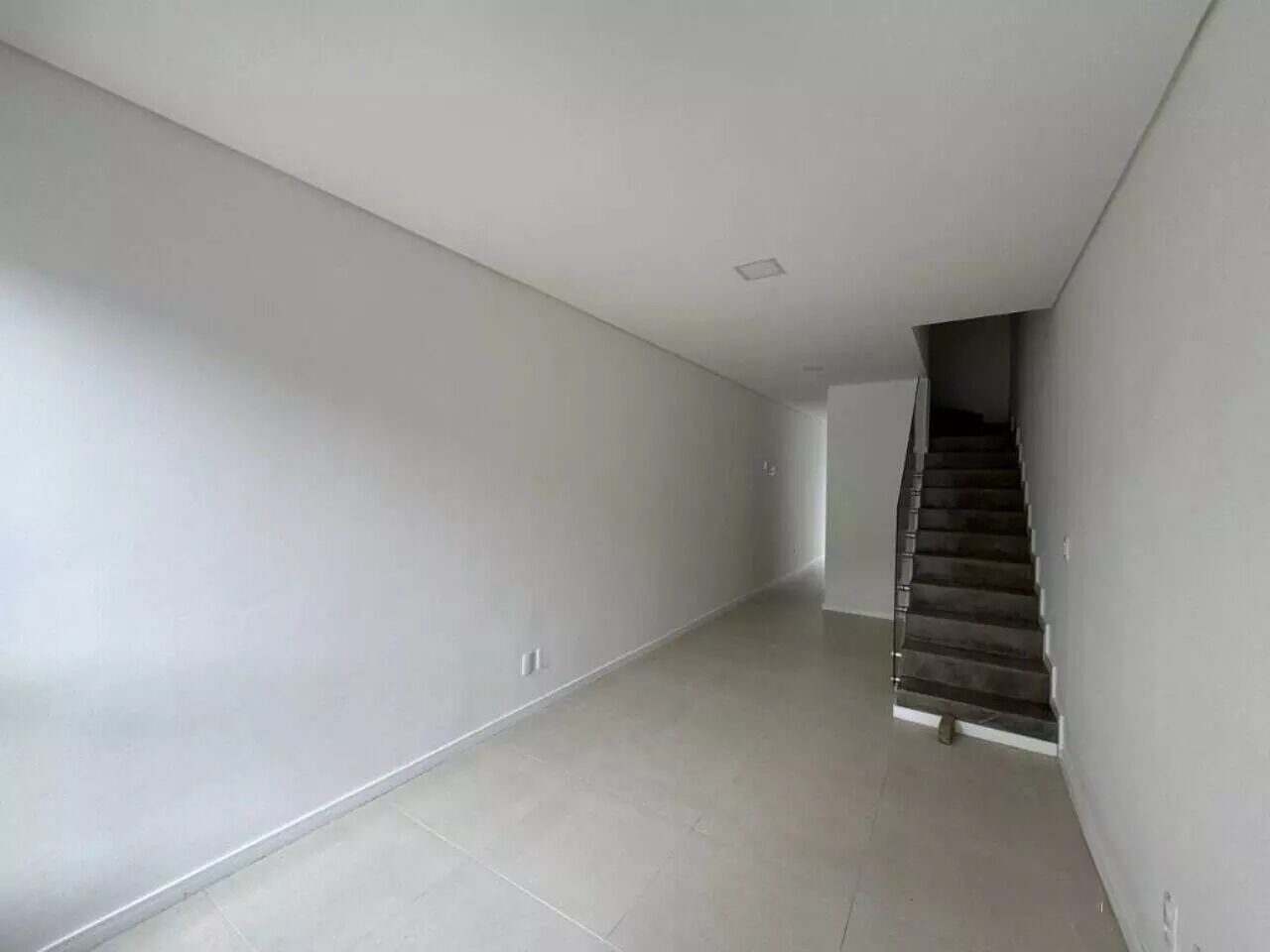 Sobrado à venda com 2 quartos, 82m² - Foto 2