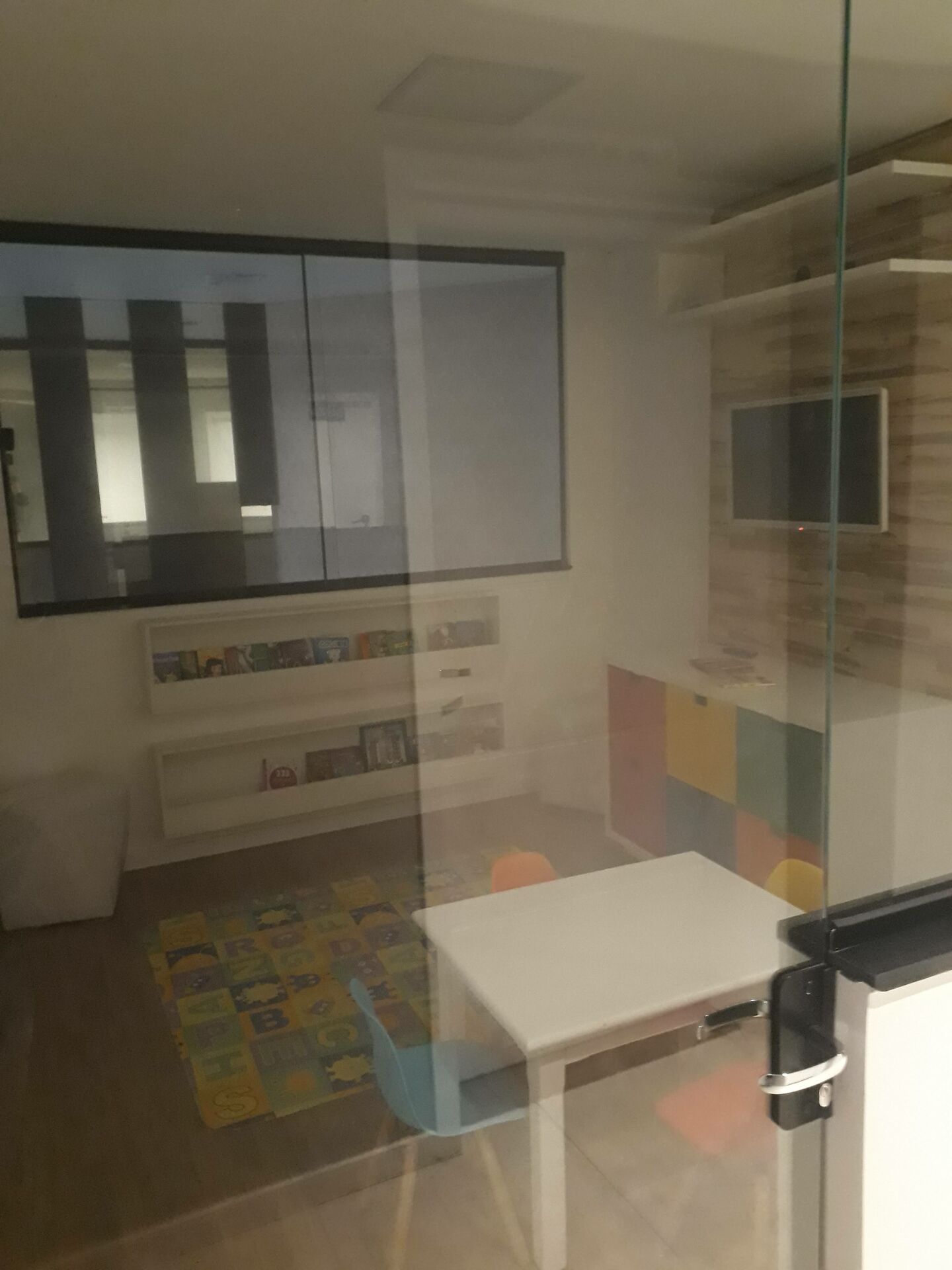 Apartamento à venda com 3 quartos, 96m² - Foto 8