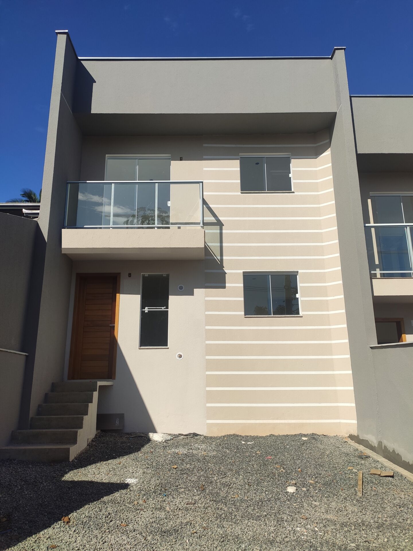 Sobrado à venda com 2 quartos, 69m² - Foto 2