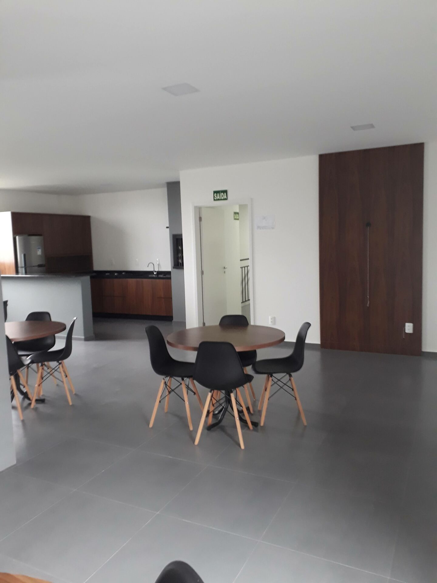 Apartamento à venda com 2 quartos, 56m² - Foto 4