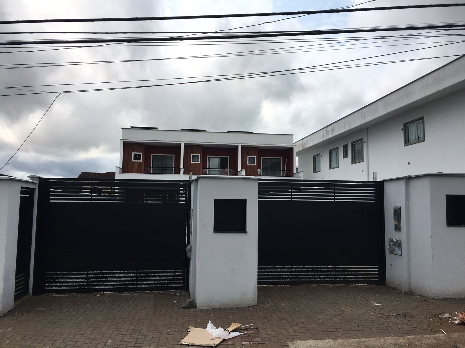 Sobrado à venda com 3 quartos, 125m² - Foto 1