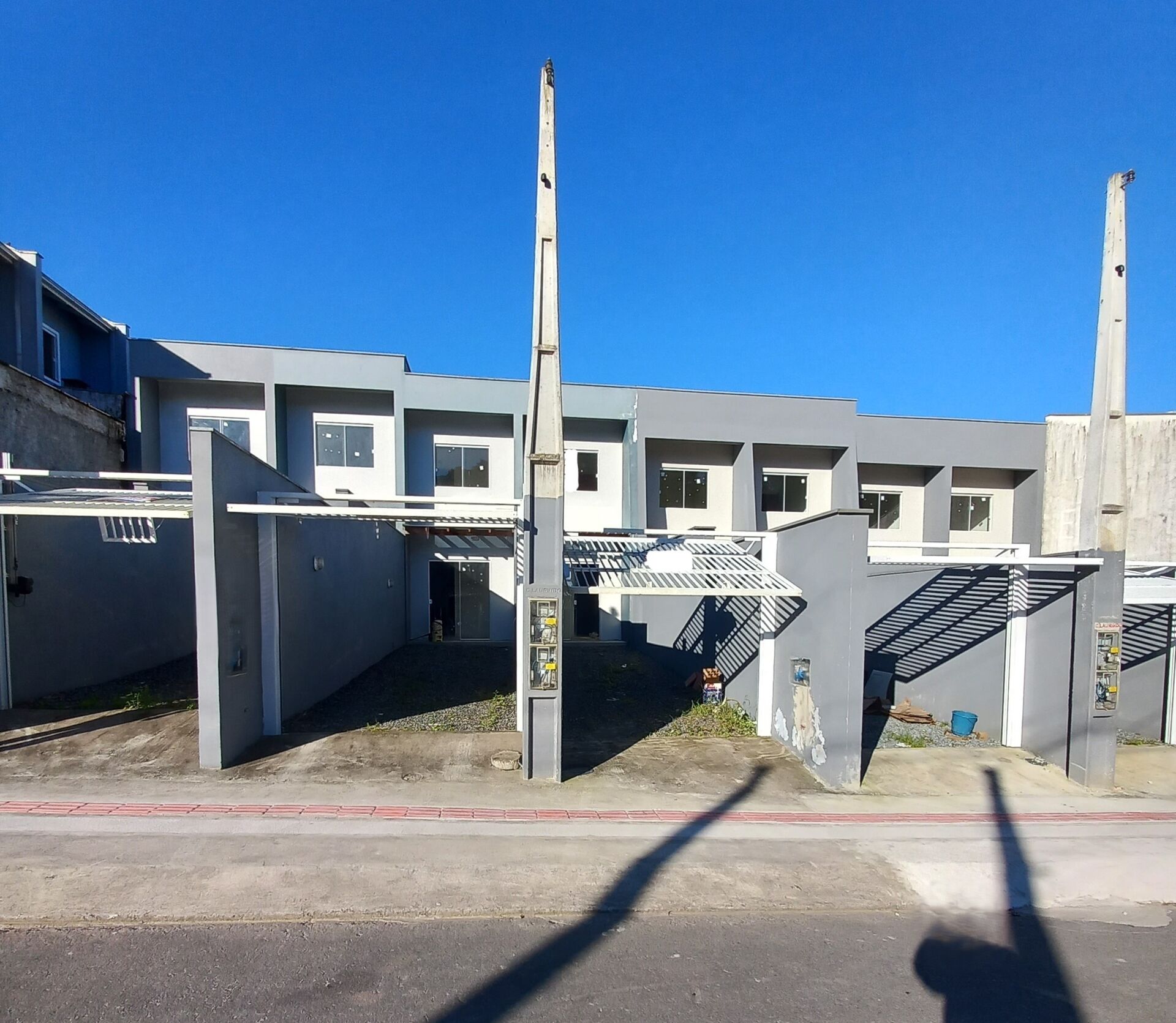 Sobrado à venda com 2 quartos, 67m² - Foto 1