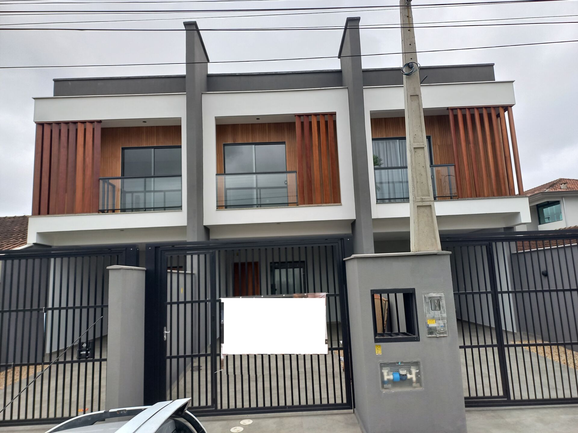 Sobrado à venda com 3 quartos, 114m² - Foto 1