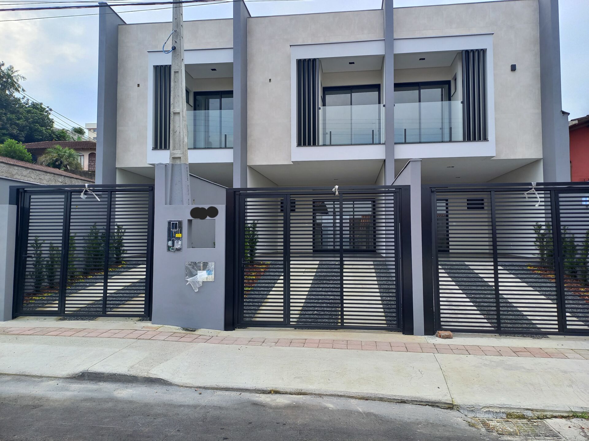 Sobrado à venda com 3 quartos, 122m² - Foto 1