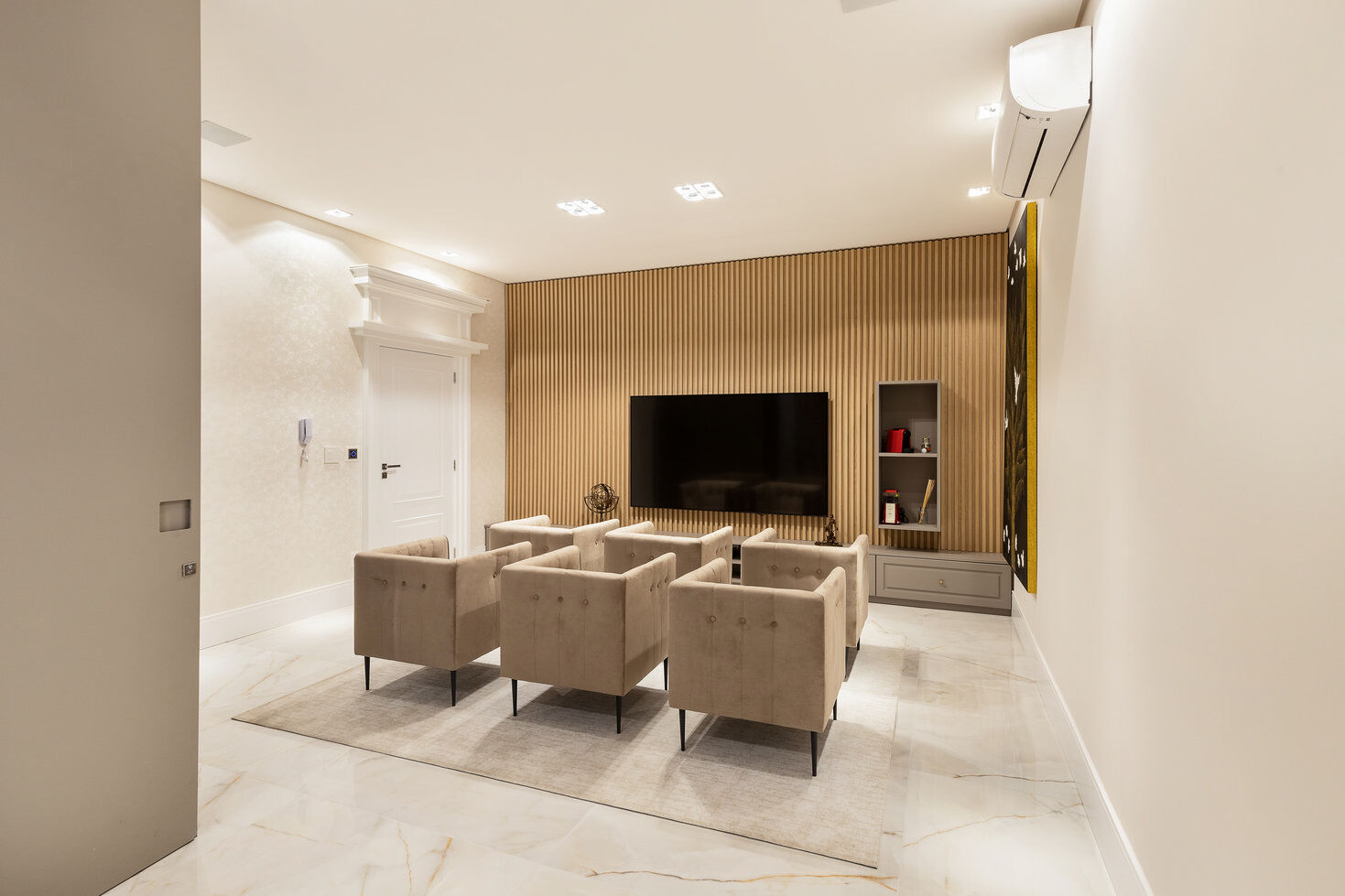 Apartamento à venda com 3 quartos, 121m² - Foto 7
