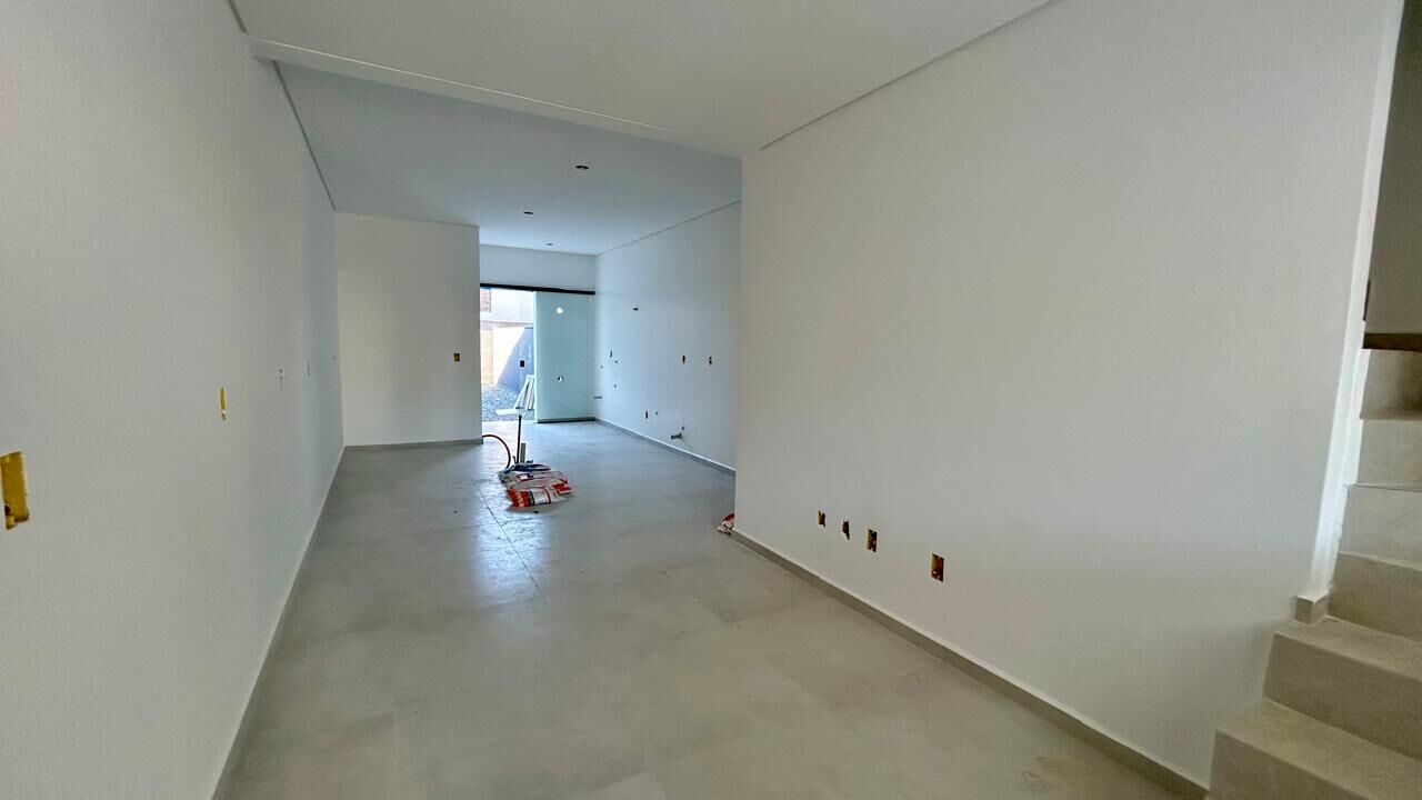 Sobrado à venda com 3 quartos, 113m² - Foto 3