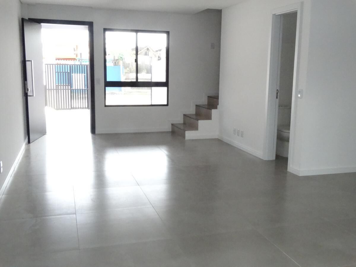 Sobrado à venda com 3 quartos, 100m² - Foto 4