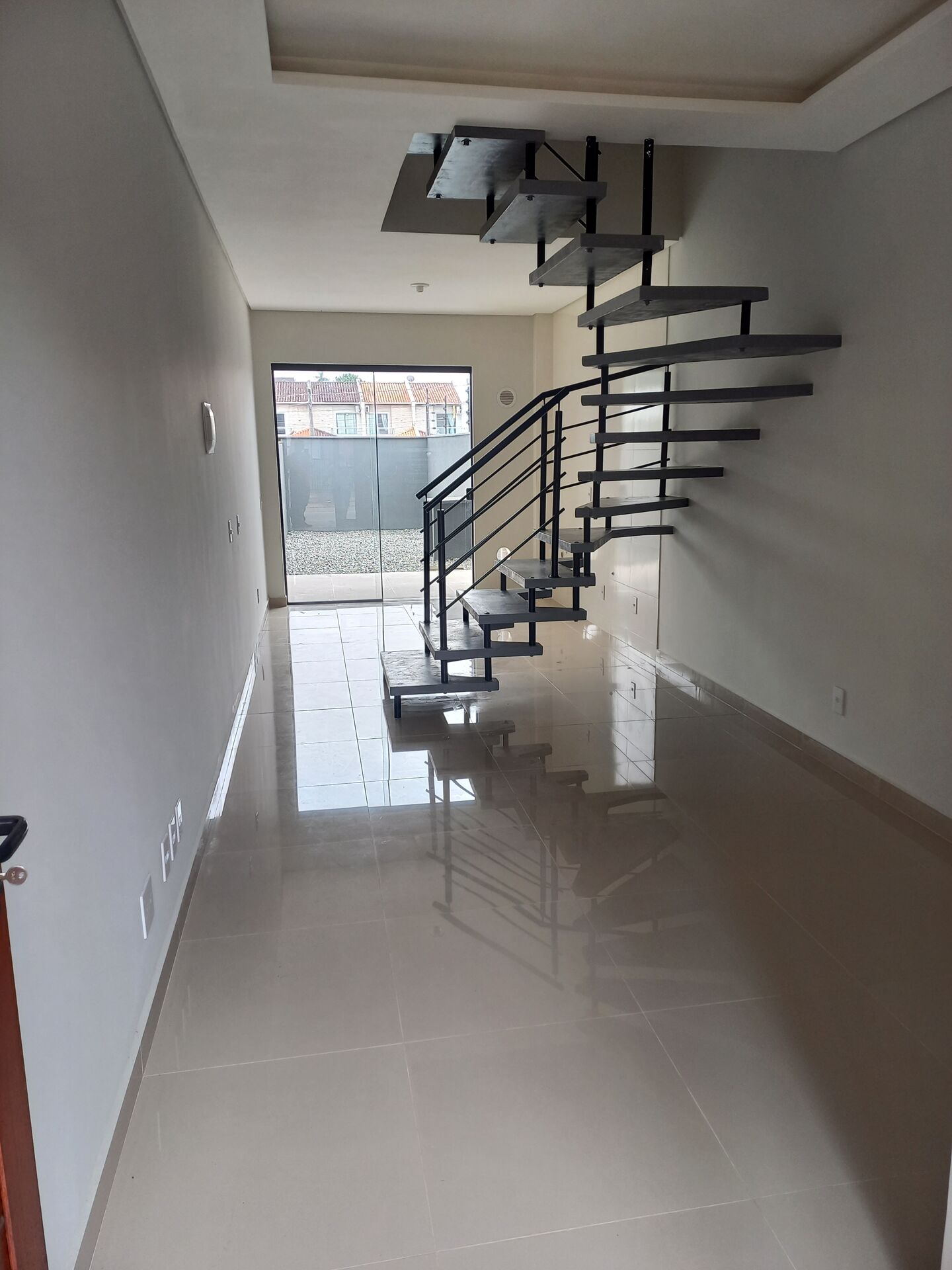 Sobrado à venda com 2 quartos, 67m² - Foto 3