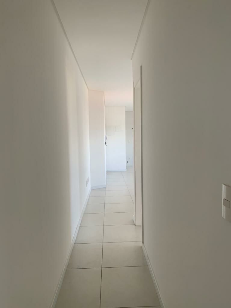 Apartamento à venda com 3 quartos, 83m² - Foto 9